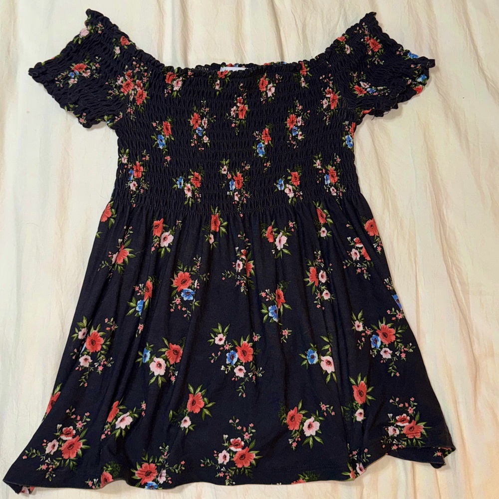 2/$10 or 3/$12 Teen girl flowy shirt